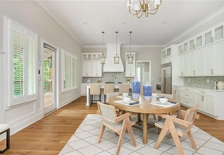 1169 Dorby Park Dr NE — Photo 8