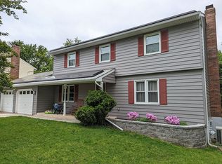 11705 Fernshire Rd, Gaithersburg, MD 20878