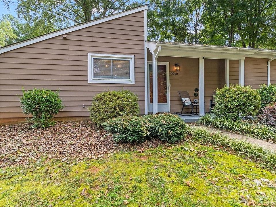 1st image of 9040 Covedale Dr