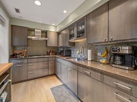 286 Shawmut Ave