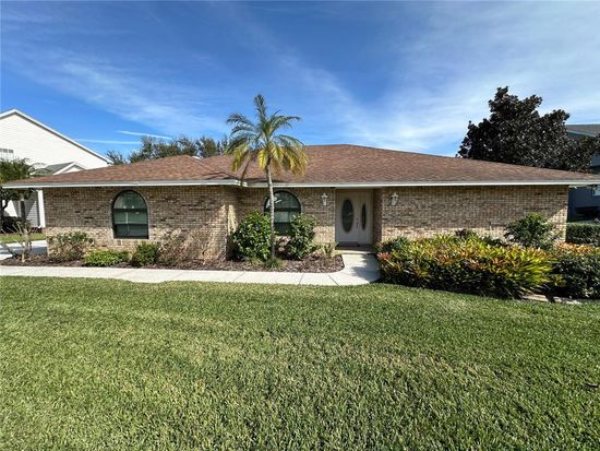 5942 Coveview Dr W, Lakeland, FL 33813