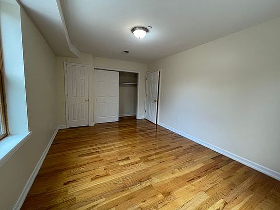 3rd image of 406 15th St #1G