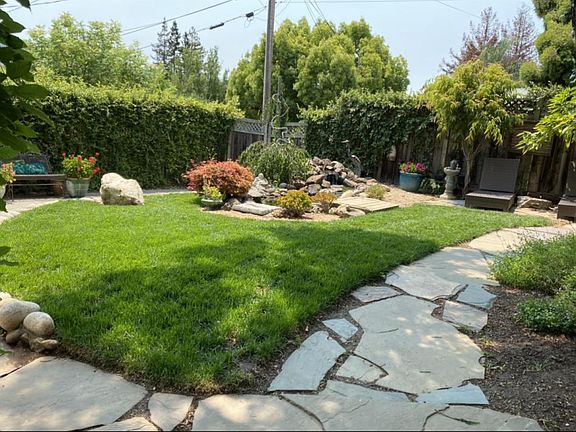 2nd image of 252 San Mateo Ave