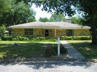 107 Holly Ct, Terrell, TX 75160