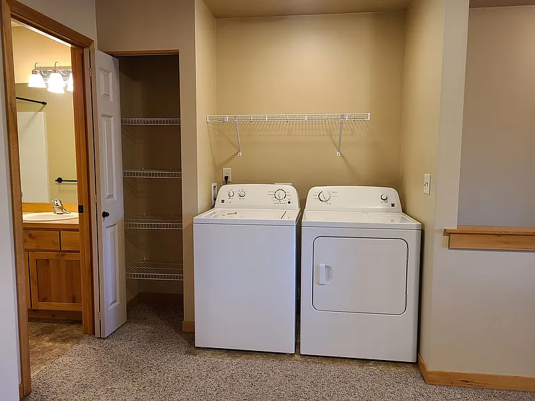 3050 York Street — Photo 16