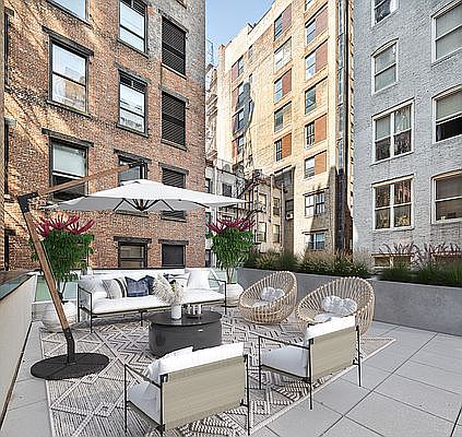 4th image of 12 W 19th St Suite 2