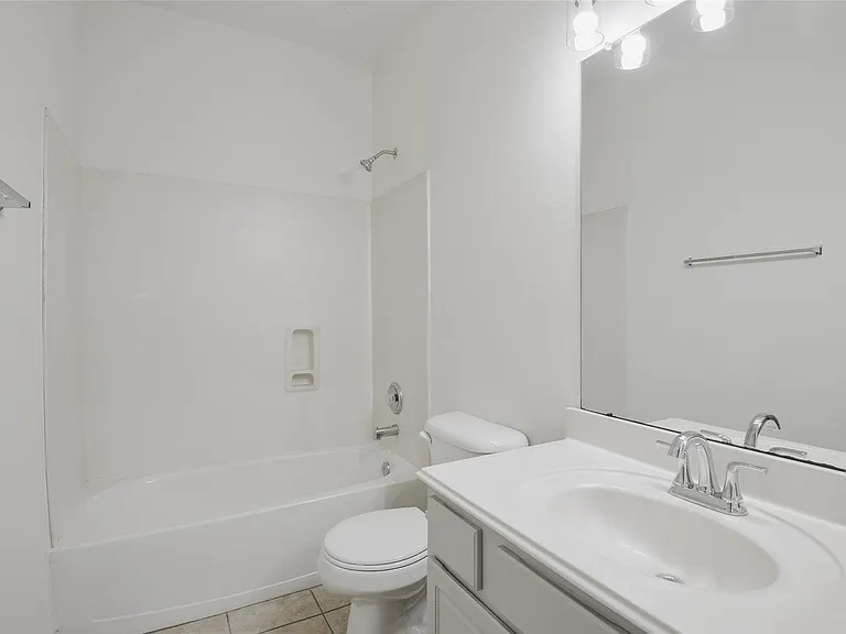 6627 Stonecross Creek Ln — Photo 26