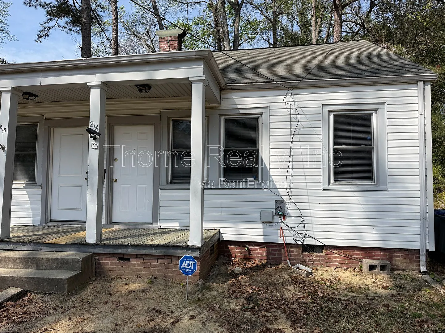 1 bed, 1.0 bath, $595 — Photo 2