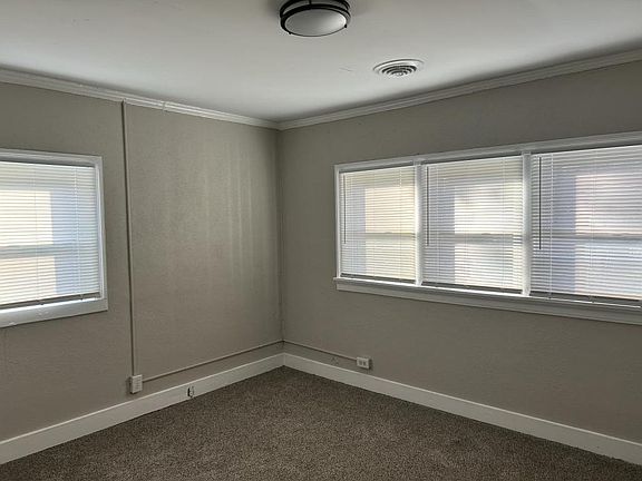 5th image of 1105 Harmony St
