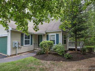 14 Greenwich Way #14, Kennebunk, ME 04043