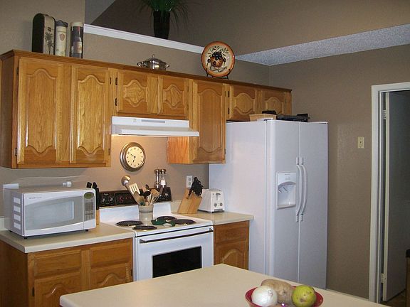 5th image of 1821 Valley Glen Ct