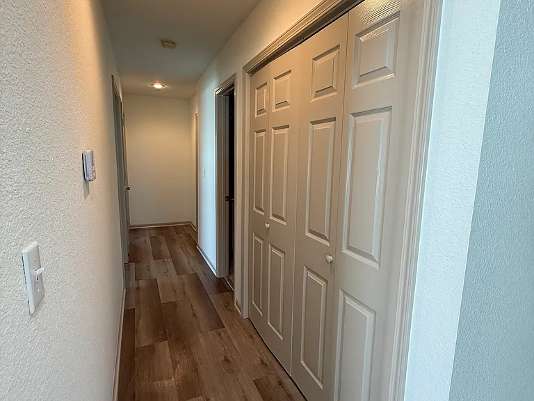 505 Jackson St — Photo 6