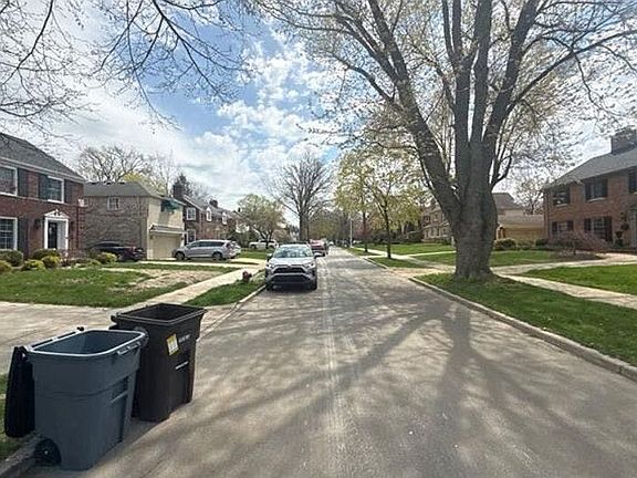 5th image of 282 Fisher Rd