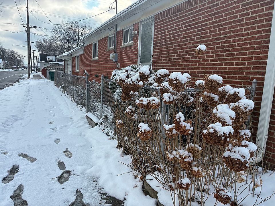 1st image of 1353 Stewart Ave