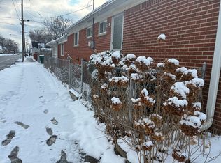 1353 Stewart Ave, Lincoln Park, MI 48146