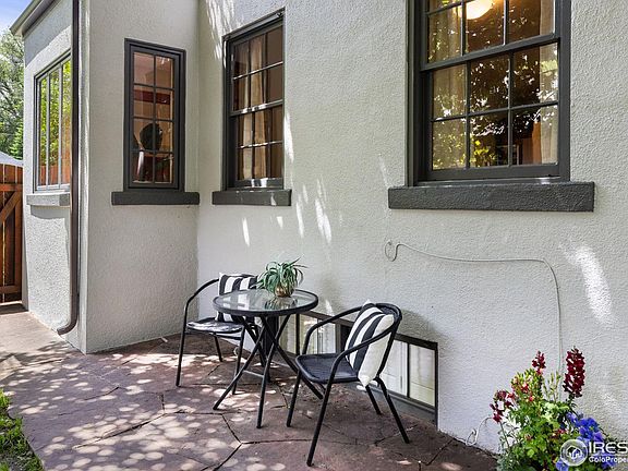 4th image of 425 Judson St
