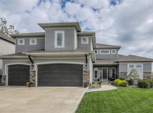 816 Old Hickory Rd, Greenwood, MO 64034