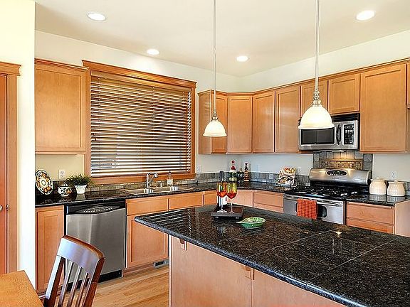 Entertainers Kitchen