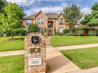 3201 Chaucer Ln, Flower Mound, TX 75022