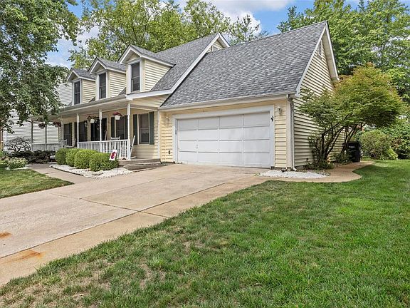 3rd image of 131 Beaujolais Dr