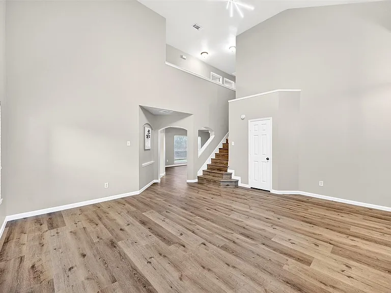 11526 Socorro Ln — Photo 8