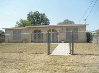 1901 E Frost St, Laredo, TX 78043