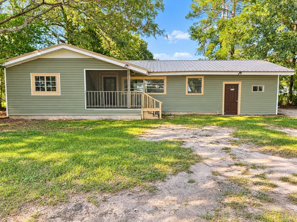1424 Webb Rd, Dothan, AL 36303