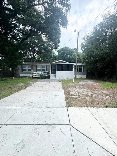1002 Mills Ave Photo 1