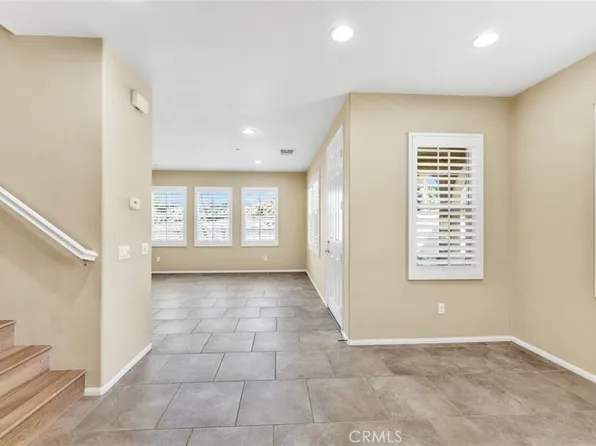 965 Sweetbriar Ln Unit A, Azusa, CA 91702
