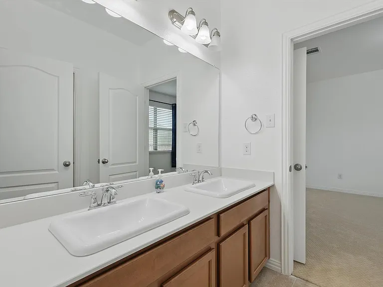 1605 Lisburn Dr — Photo 18