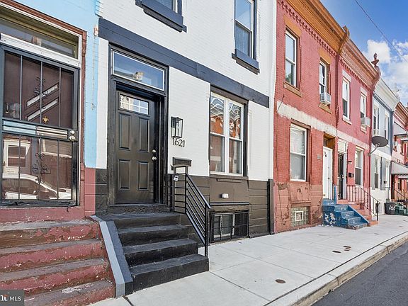2nd image of 1621 N Newkirk St