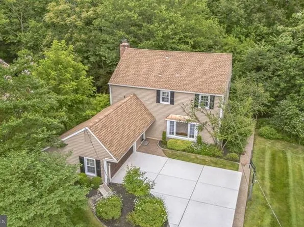 1921 W Point Dr, Cherry Hill, NJ 08003