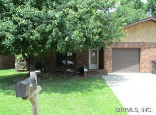 2127 Scheel St, Belleville, IL 62221