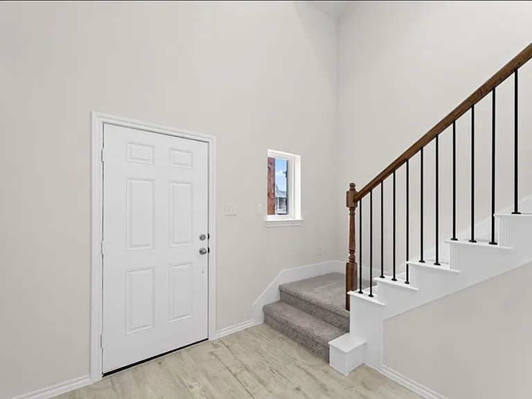 3013 Apple Creek Ave — Photo 2