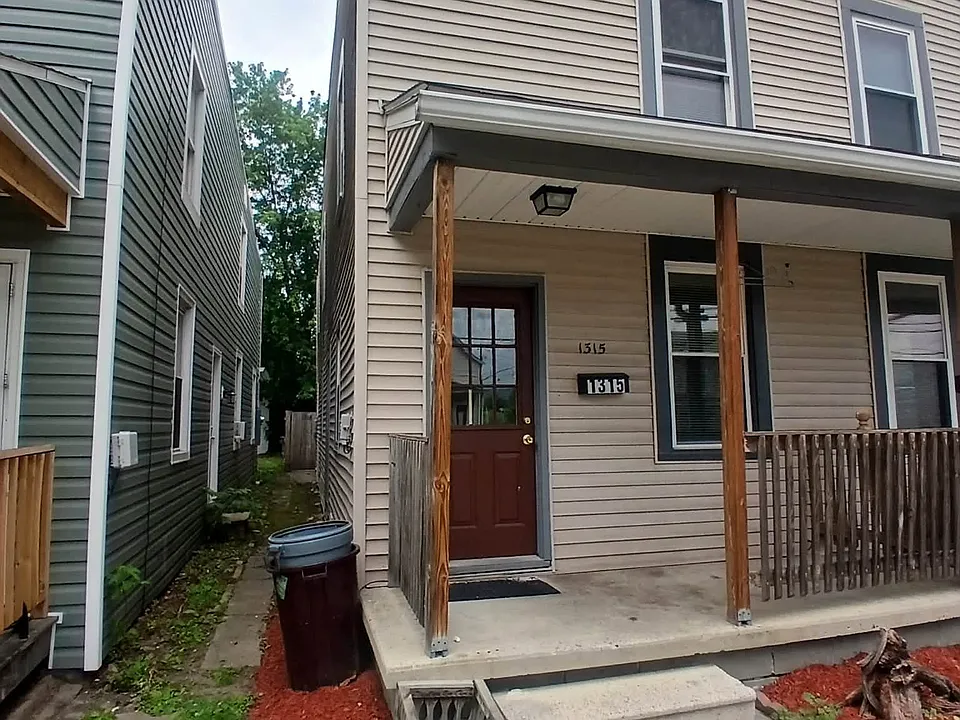 1315 Virginia Ave