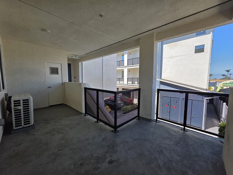 615 Highland Ave #201 — Photo 17