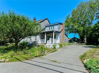 119 Pottersville Rd, Little Compton, RI 02837