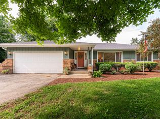 17751 Scott Rd, Hinckley, IL 60520