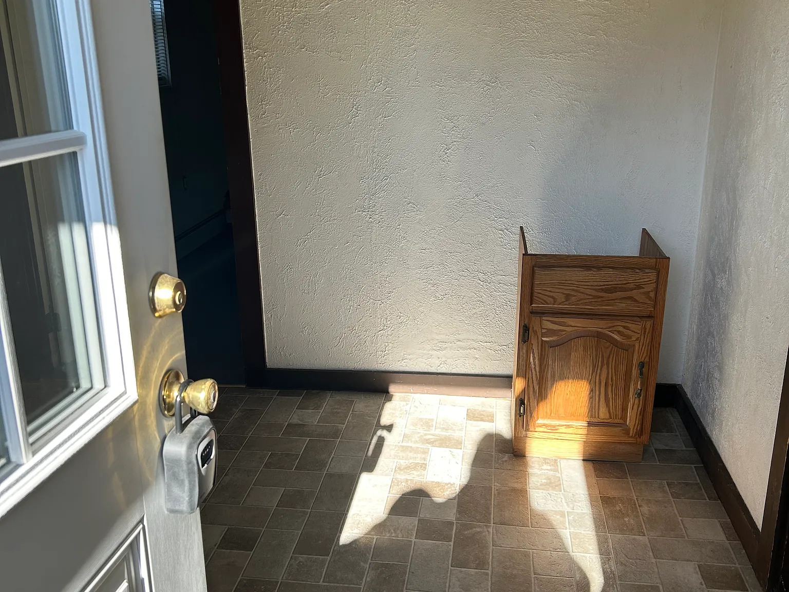 1 bed, 1.5 bath, $1,350 — Photo 2