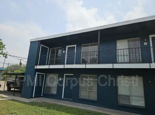 3233 S Staples St #8, Corpus Christi, TX 78411