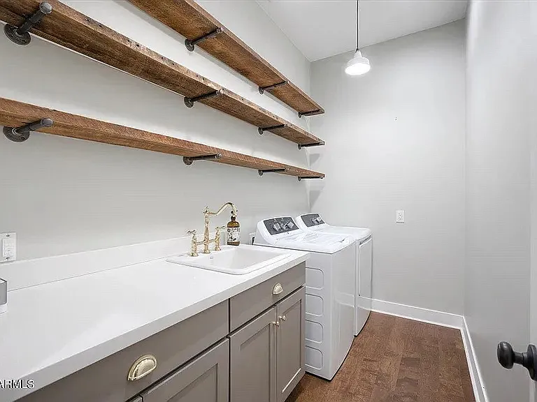 4311 E Earll Dr — Photo 14