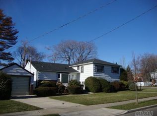 1254 Bellmore Rd, Bellmore, NY 11710