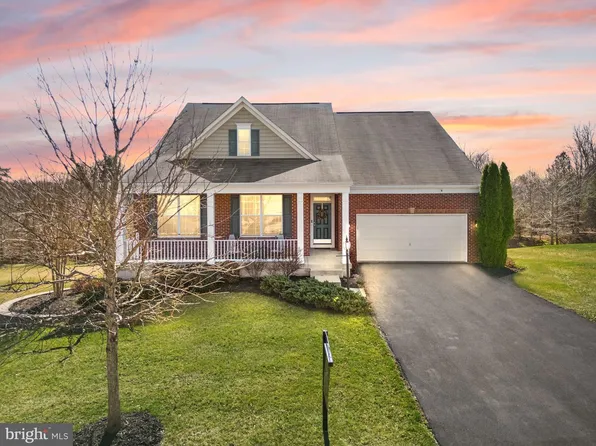 8301 Lucy Ave, Warrenton, VA 20187