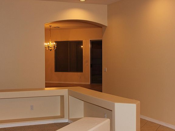 4th image of 605 N Reseda Cir