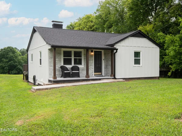 1009 Mabry Hood Rd, Knoxville, TN 37932