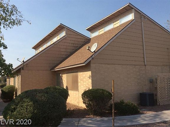 2nd image of 1125 Century Garden Dr