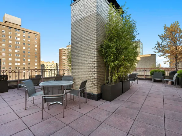 235 East 22nd Street image 15 of 19