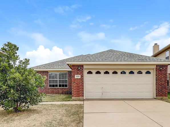 9209 Saint Martin Rd, Fort Worth, TX 76123