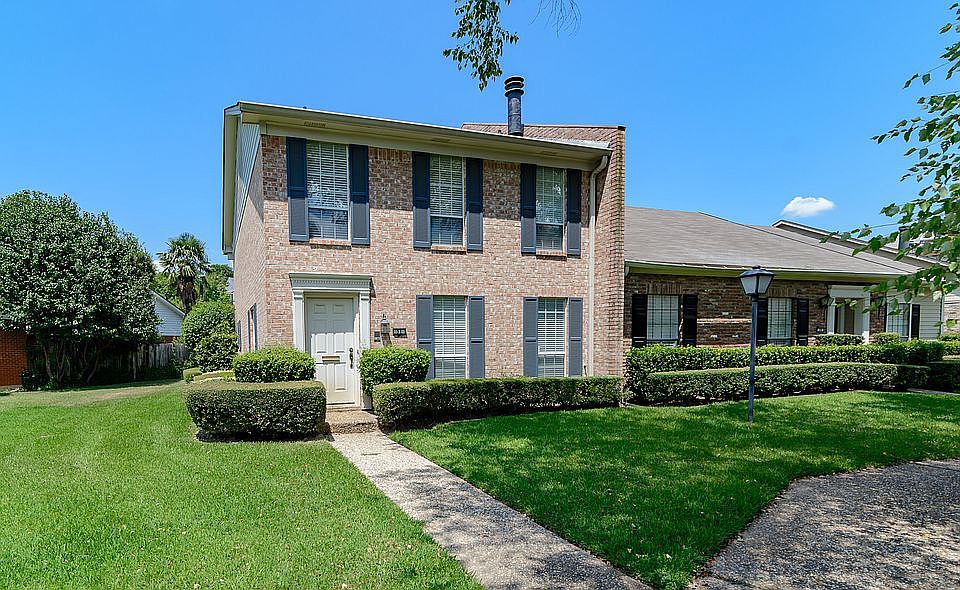 1st image of 31 Tealwood St