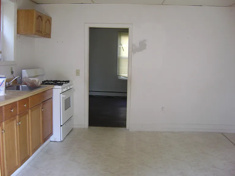 Hall Ave_01172013